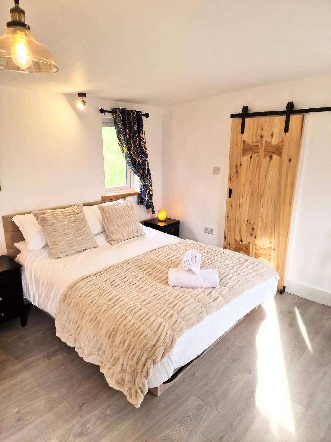 Kaoglen Lodge - Fawn Pod - Hot Tub - Dogs - Pitlochry - Luxury Blairgowrie and Rattray Bagian luar foto