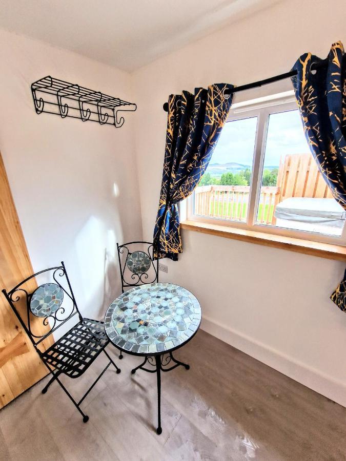 Kaoglen Lodge - Fawn Pod - Hot Tub - Dogs - Pitlochry - Luxury Blairgowrie and Rattray Bagian luar foto